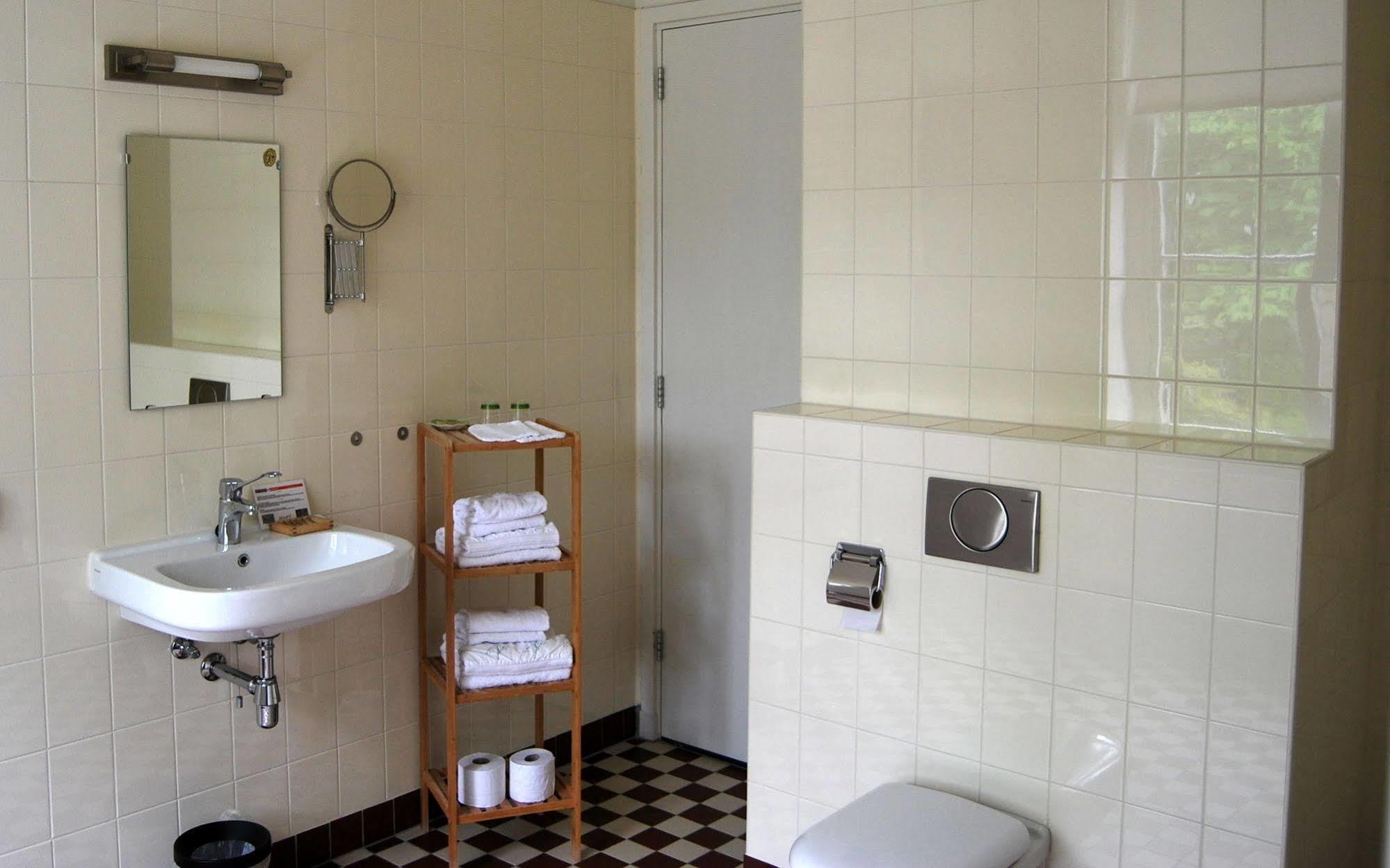 Bitter En Zoet Hotel Veenhuizen ภายนอก รูปภาพ